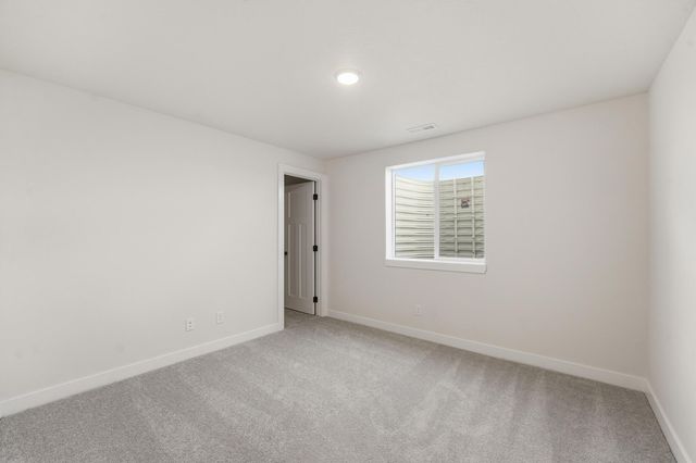 724 Plainside Avenue, Norwalk, IA 50211