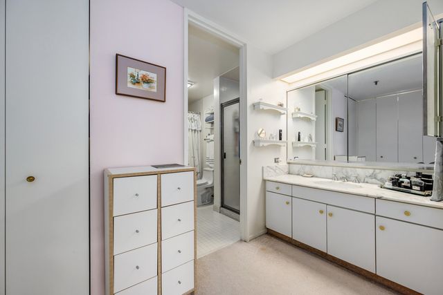 680 N Lake Shore Drive 821, Chicago, IL 60611