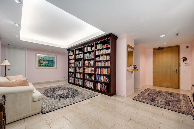 680 N Lake Shore Drive 821, Chicago, IL 60611