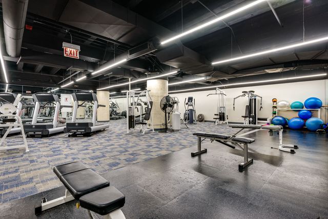 680 N Lake Shore Drive 821, Chicago, IL 60611