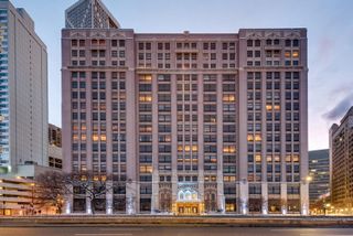 680 N Lake Shore Drive 821, Chicago, IL 60611