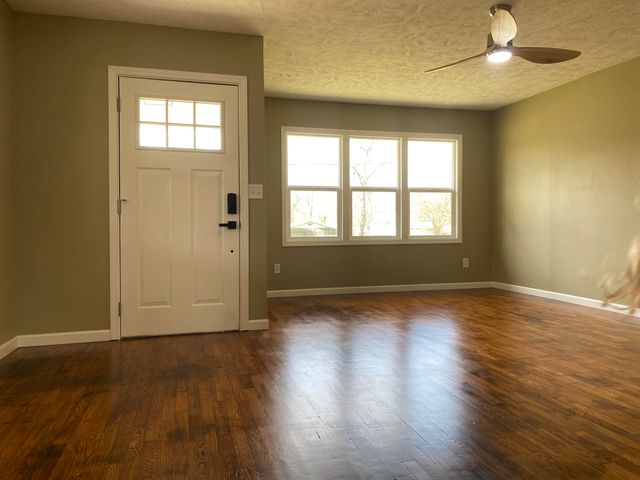 402 Ward Street, Ava, MO 65608