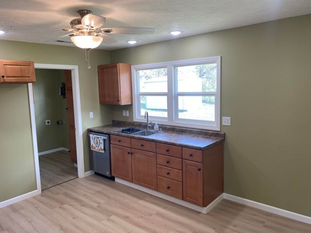 402 Ward Street, Ava, MO 65608