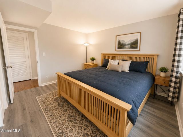 8B Lacosta Drive, Clifton Park, NY 12065