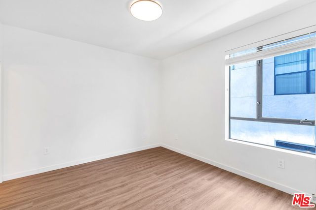 747 Lillian Way 7, Los Angeles, CA 90038