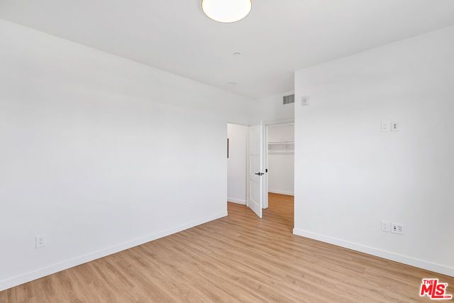 747 Lillian Way 7, Los Angeles, CA 90038