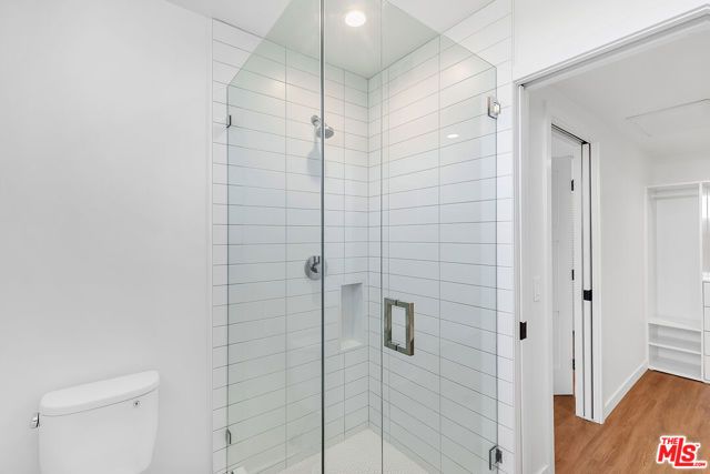 747 Lillian Way 7, Los Angeles, CA 90038