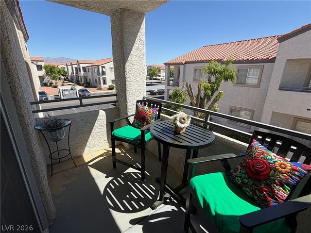 3318 North Decatur Boulevard 2047, Las Vegas, NV 89130