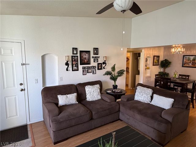 3318 North Decatur Boulevard 2047, Las Vegas, NV 89130