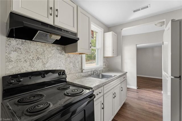 2001 Bowen Boulevard, Winston-salem, NC 27105