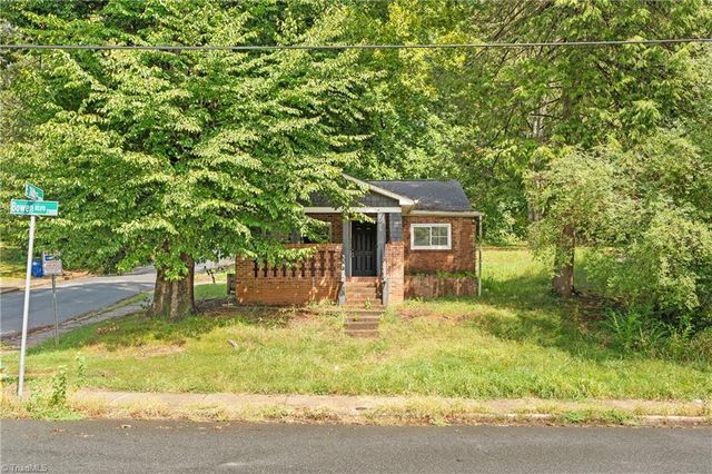 2001 Bowen Boulevard, Winston-salem, NC 27105