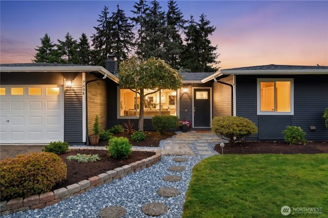 7608 140th Place NE, Redmond, WA 98052