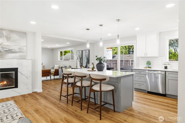 7608 140th Place NE, Redmond, WA 98052