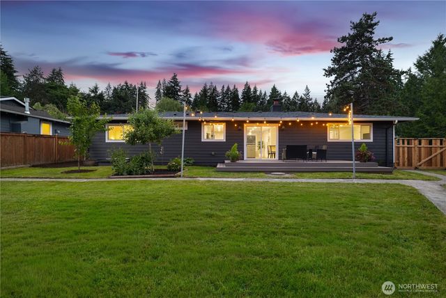 7608 140th Place NE, Redmond, WA 98052