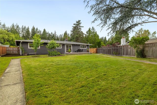 7608 140th Place NE, Redmond, WA 98052