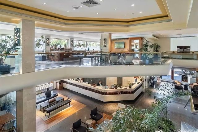 2045 Kalakaua Avenue 519, Honolulu, HI 96815