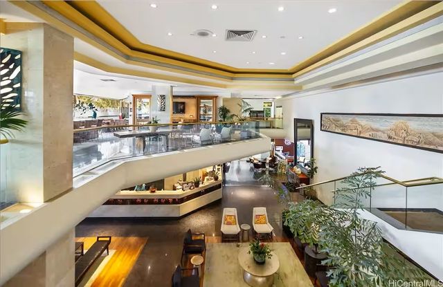 2045 Kalakaua Avenue 519, Honolulu, HI 96815