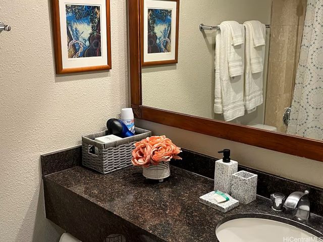 2045 Kalakaua Avenue 519, Honolulu, HI 96815