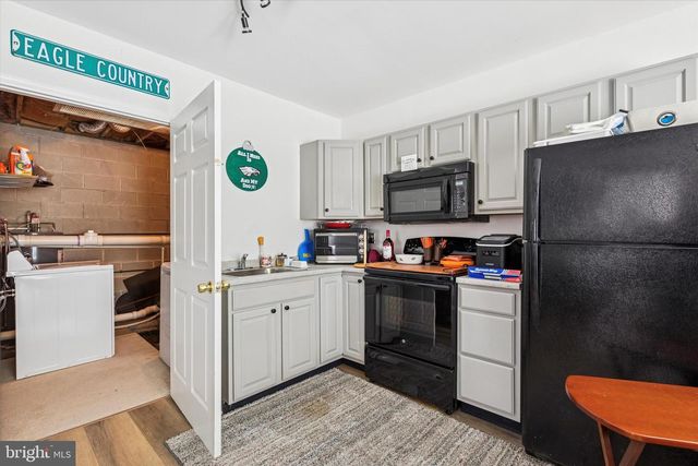 207 DELMAR ST, Philadelphia, PA 19128