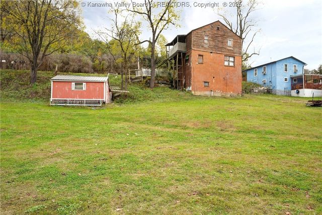 90 Chambers Drive, Danville, WV 25053