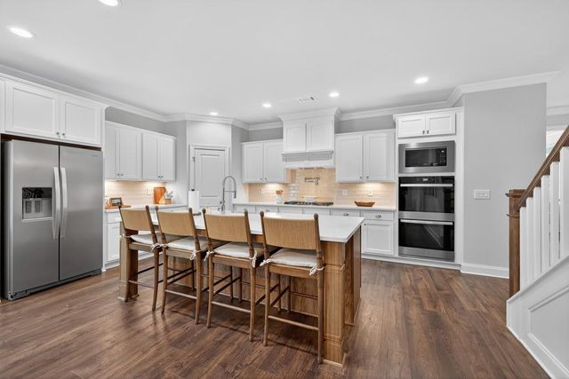 5667 Evelyn Lane, Flowery Branch, GA 30542