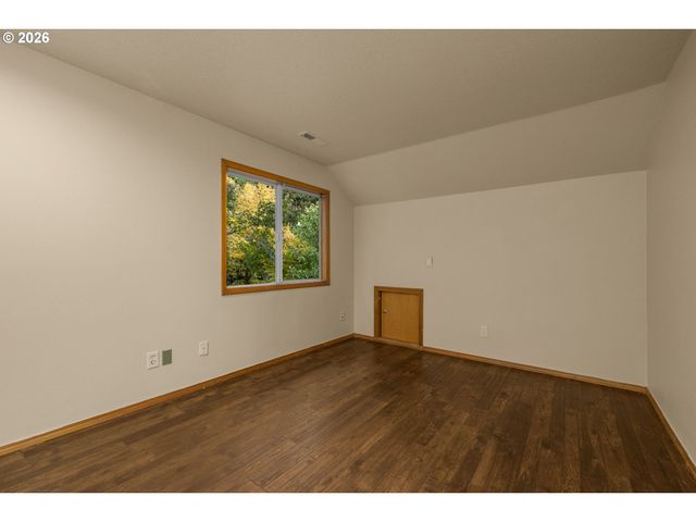 1492 BRAEMAR Dr, West Linn, OR 97068