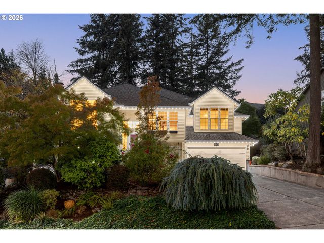 1492 BRAEMAR Dr, West Linn, OR 97068