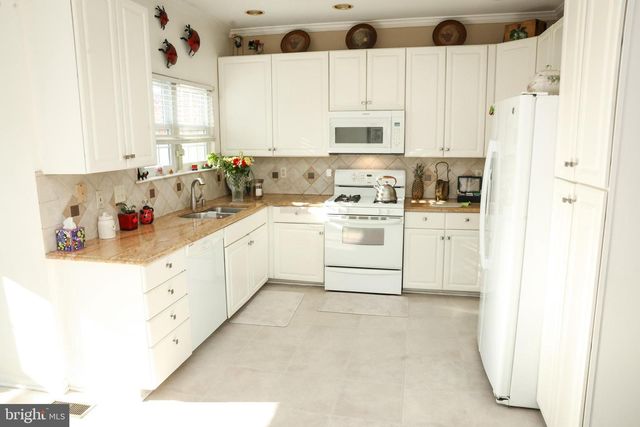 4234 HUNTSHIRE RD, Randallstown, MD 21133