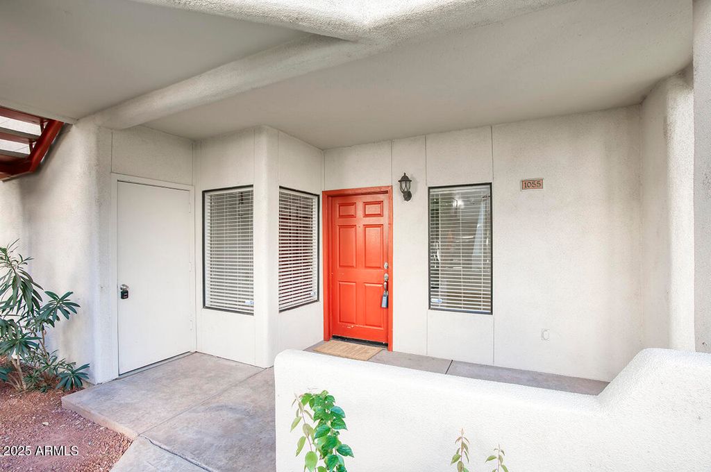 750 E NORTHERN Avenue 1055, Phoenix, AZ 85020 — photo 2