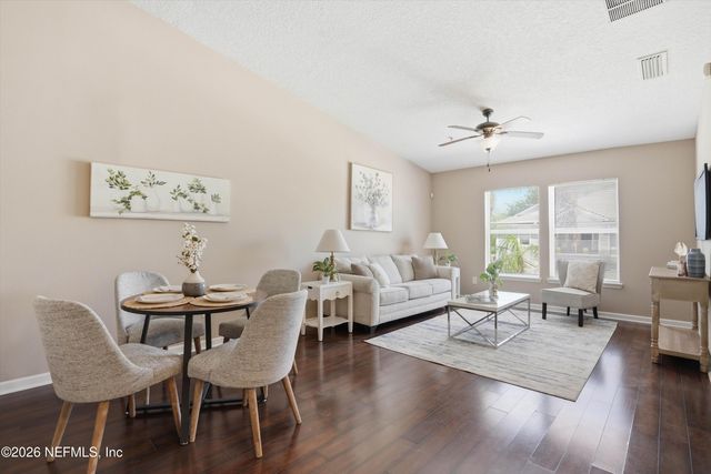 8204 WHITE FALLS Boulevard 109, Jacksonville, FL 32256