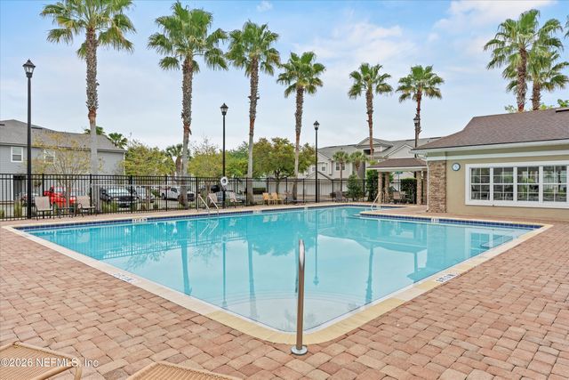 8204 WHITE FALLS Boulevard 109, Jacksonville, FL 32256