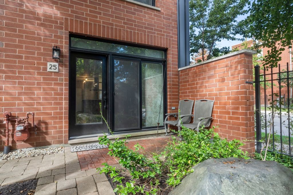 1801 W Diversey Parkway 25, Chicago, IL 60614 — photo 2