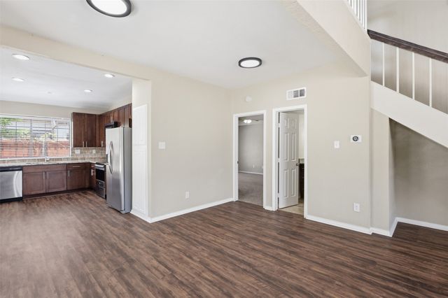 608 Fiesta Circle, Irving, TX 75063