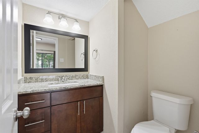 608 Fiesta Circle, Irving, TX 75063