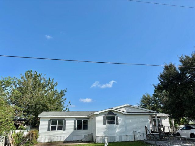 2420 Bonito Dr, Lake Charles, LA 70605