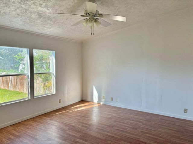 2420 Bonito Dr, Lake Charles, LA 70605