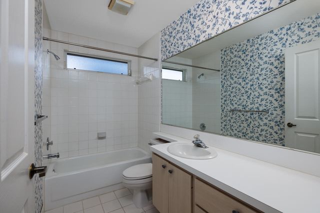 1560 SW Waterfall Boulevard, Palm City, FL 34990