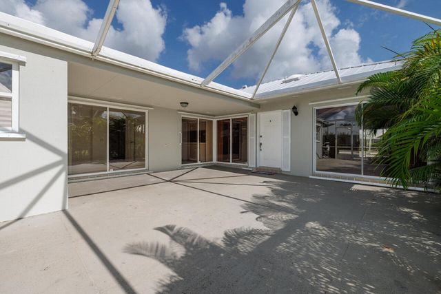 1560 SW Waterfall Boulevard, Palm City, FL 34990