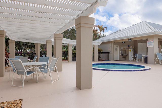 1560 SW Waterfall Boulevard, Palm City, FL 34990
