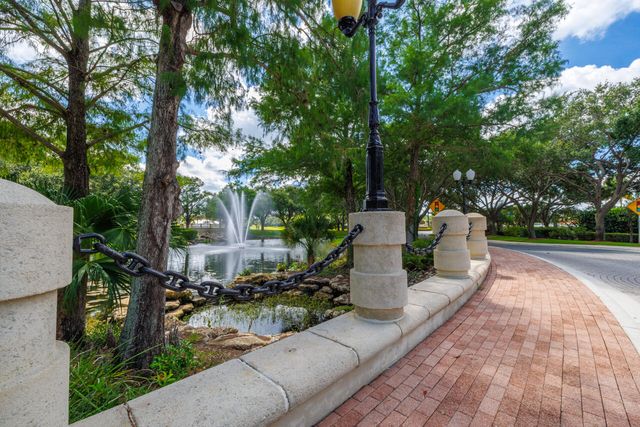1560 SW Waterfall Boulevard, Palm City, FL 34990