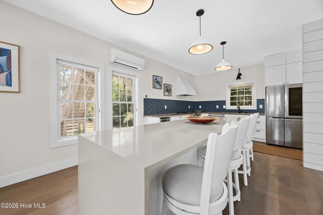 209 Sand Dollar Lane, Hampstead, NC 28443