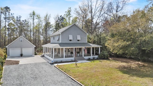 209 Sand Dollar Lane, Hampstead, NC 28443