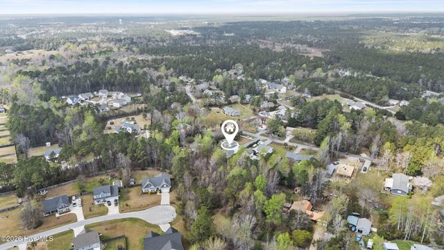 209 Sand Dollar Lane, Hampstead, NC 28443