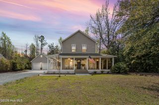209 Sand Dollar Lane, Hampstead, NC 28443