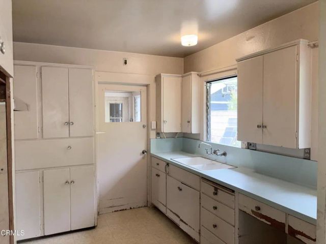 5233 Lockhaven Avenue, Los Angeles, CA 90041