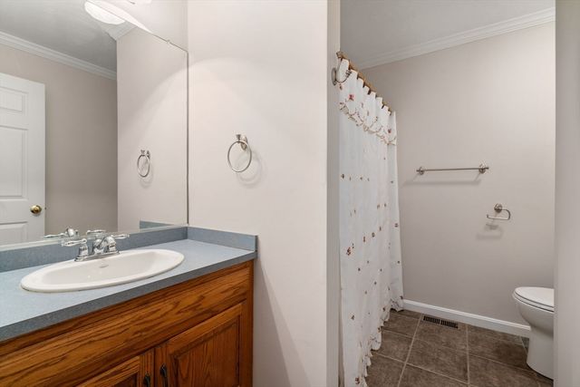 82 Fox Run Rd 82, Blackstone, MA 01504