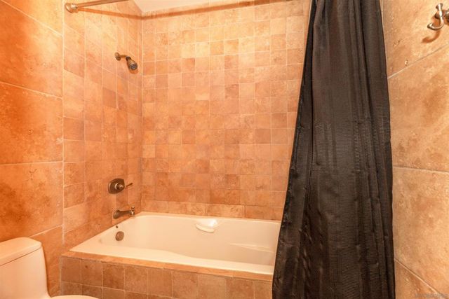 325 S Sierra 36, Solana Beach, CA 92075