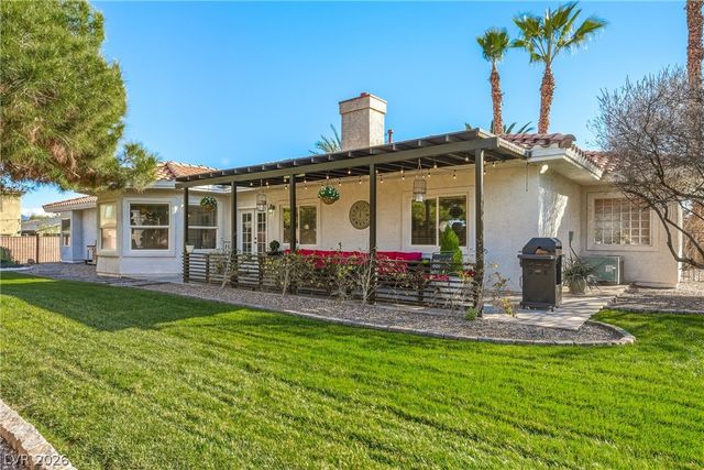 274 Doobie Avenue, Las Vegas, NV 89183