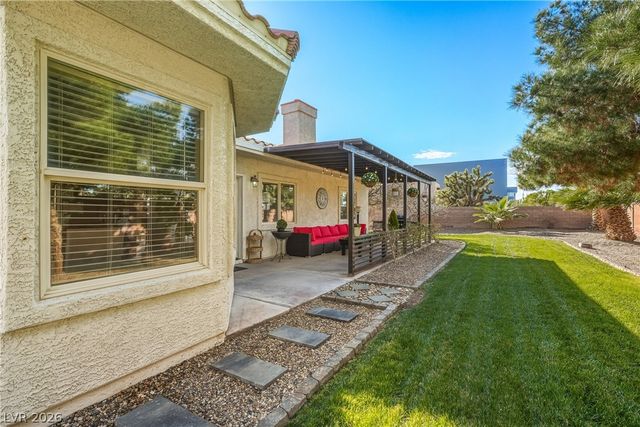 274 Doobie Avenue, Las Vegas, NV 89183