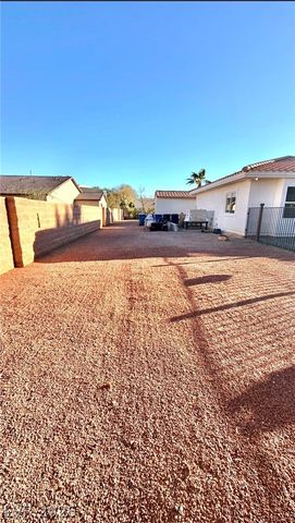 274 Doobie Avenue, Las Vegas, NV 89183